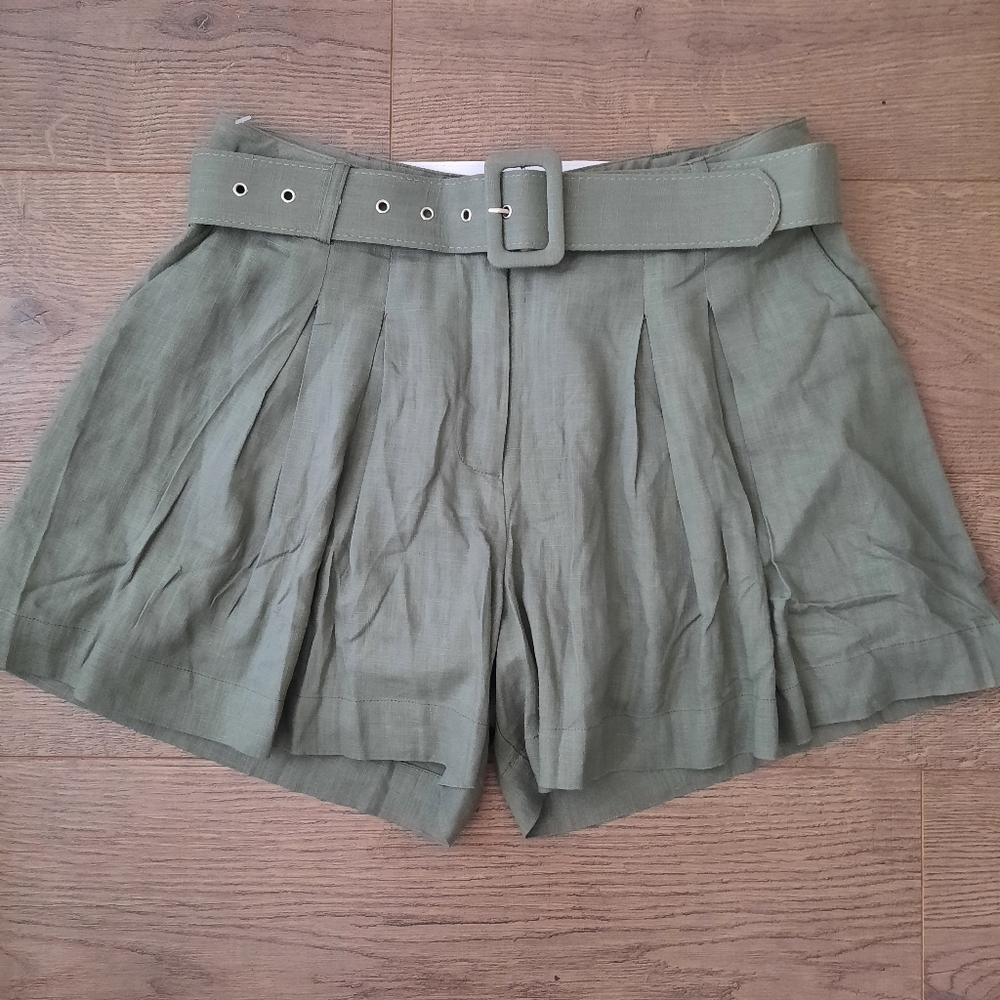 VICI High Rise Belted Linen Blend Shorts - Picture 3 of 9